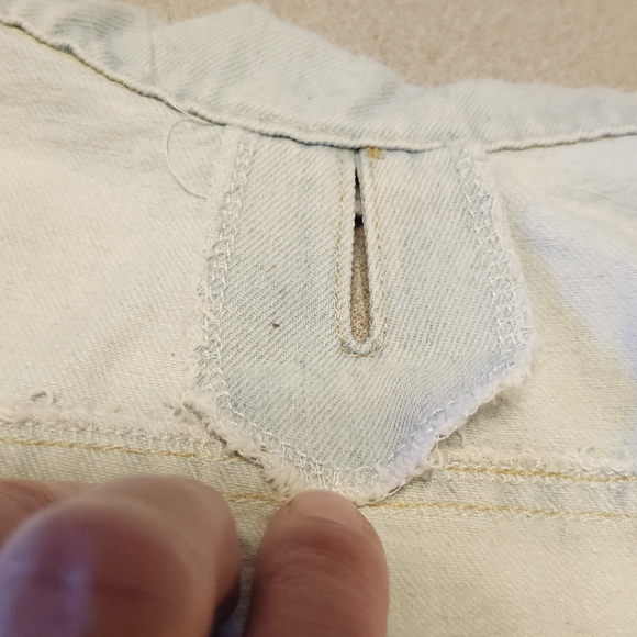 YOULY PRIDE COLLECTION CHASING RAINBOWS DENIM DOG/CAT JACKET SIZE MED.   NWT - Picture 7 of 13